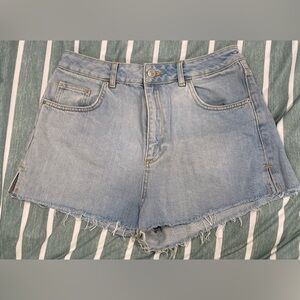 FINAL PRICE💚EUC Moto topshop shorts denim size 3